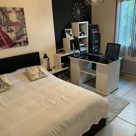 Villa 3 Bedroom House With Pool *