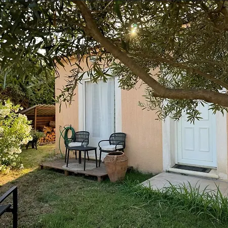 3 Bedroom House With Pool Villeneuve (Alpes-de-Haute-Provence)