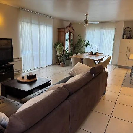3 Bedroom House With Pool Villa